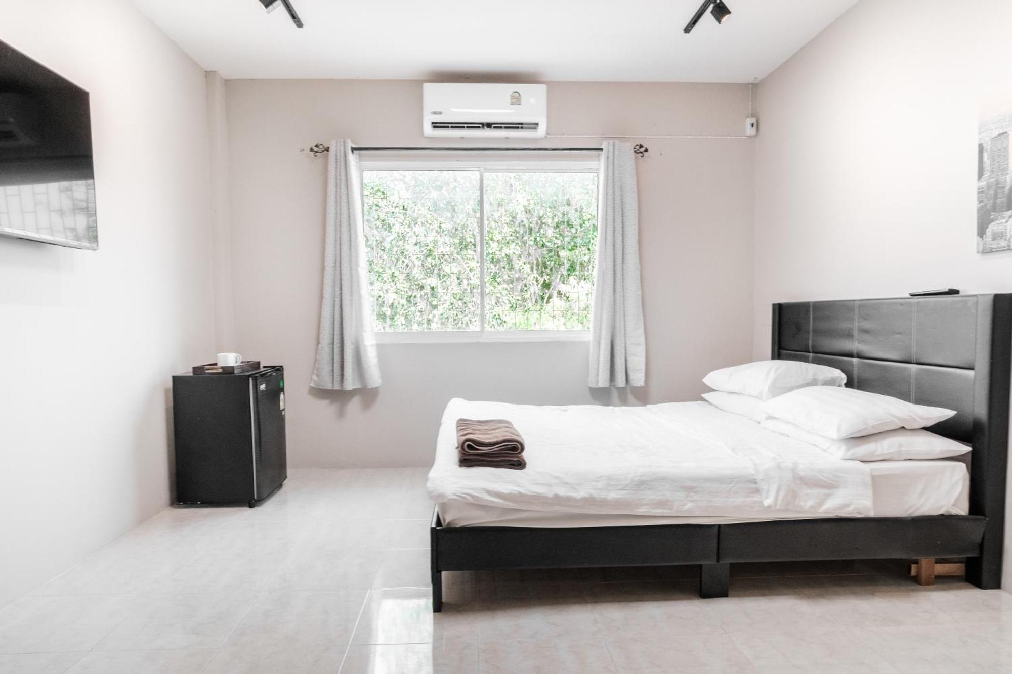 Breakers Hotel Rawai Dış mekan fotoğraf